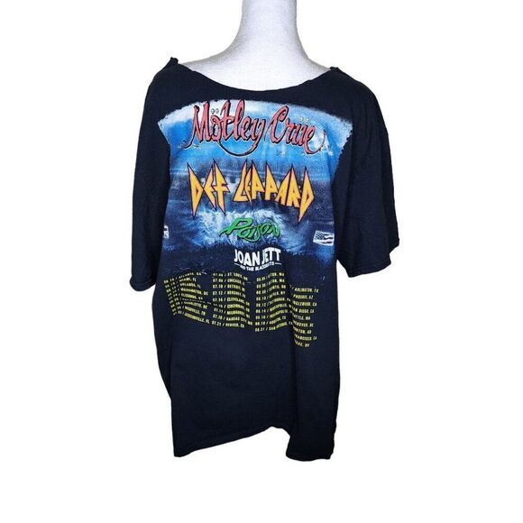 Stadium Tour Def Leppard Motley Crue Merch TShirt Womens Size 1X Black - Picture 4 of 5